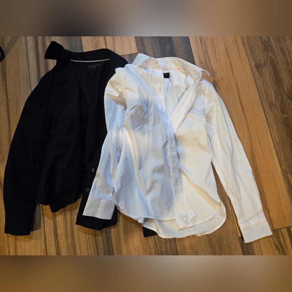 Banana Republic White & Black Tailored Fit Shirts